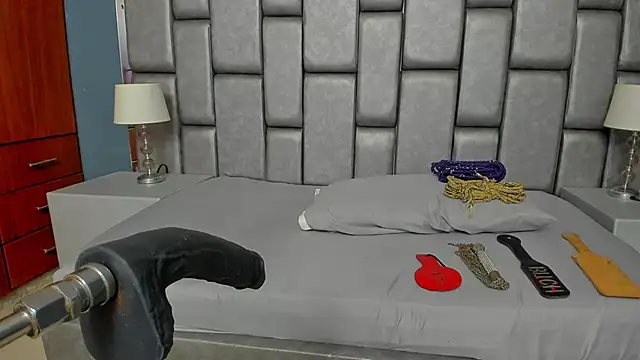 Foxy Assh  online show from 22, 10, 2025