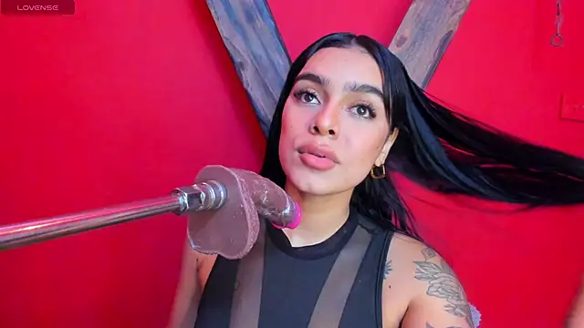 Snapshot of Foxy_Assh_ chatting on 23, 4, 2026 Foxy Assh online show from 23, 4, 2026