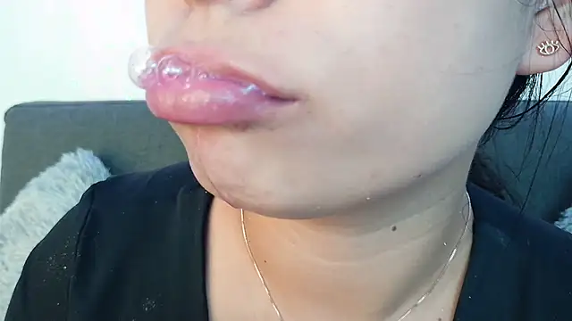 mia roux13 online show from 11, 9, 2025