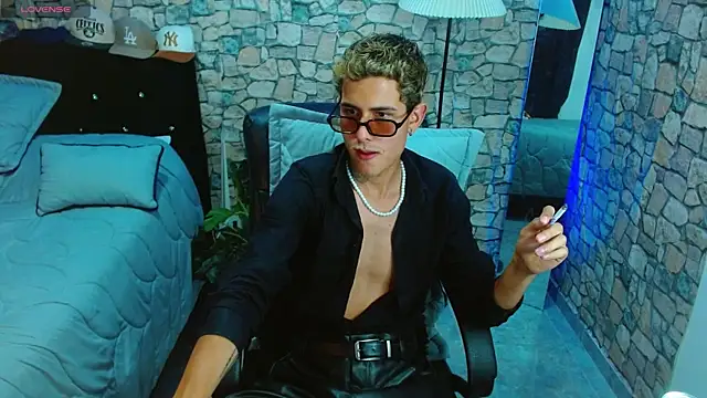 Bastiaan 28 online show from 22, 4, 2026