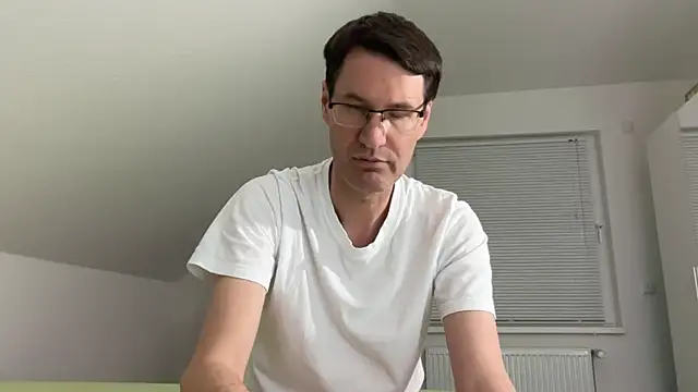 zxzx cam1 online show from 17, 3, 2026