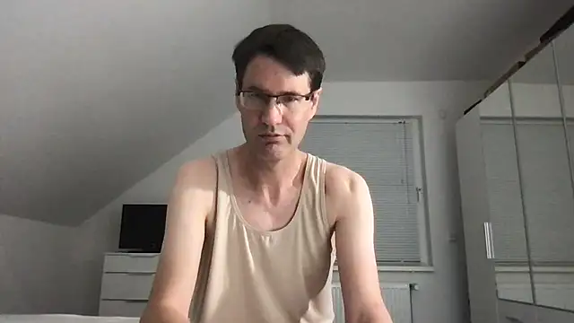 zxzx cam1 online show from 10, 9, 2025