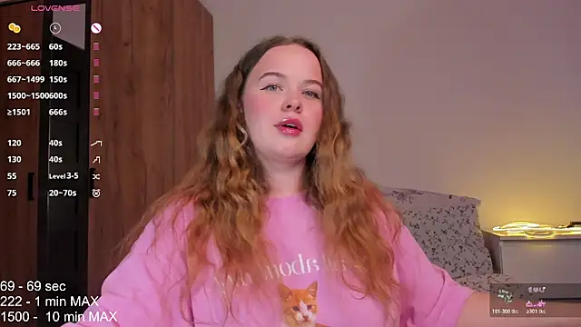 Snapshot of HANNA_MONTANAS chatting on 5, 11, 2025 HANNA MONTANAS online show from 5, 11, 2025