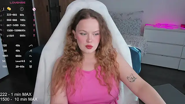 Snapshot of HANNA_MONTANAS chatting on 21, 9, 2025 HANNA MONTANAS online show from 21, 9, 2025
