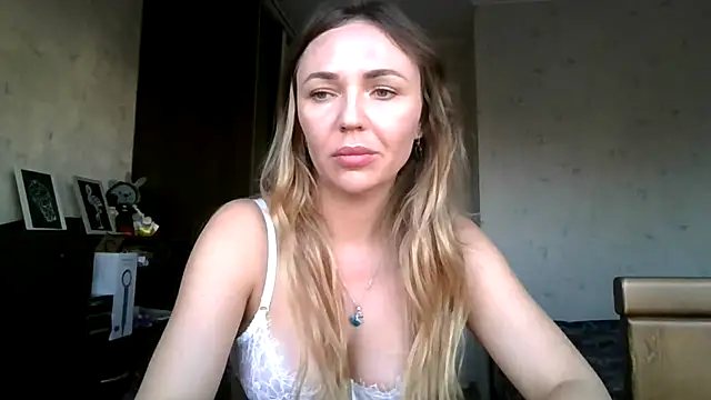 AngelinaLove28 online show from 14, 11, 2025