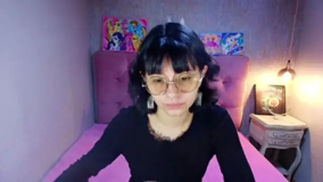 Snapshot of charlottemoonxz chatting on 13, 7, 2026 charlottemoonxz online show from 13, 7, 2026