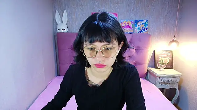 Snapshot of charlottemoonxz chatting on 17, 6, 2026 charlottemoonxz online show from 17, 6, 2026