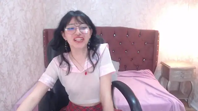 charlottemoonxz online show from 26, 2, 2025
