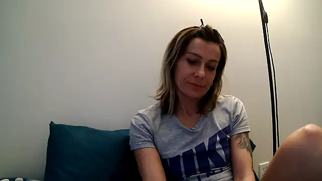 Snapshot of anechka1 chatting on 13, 5, 2026 anechka1 online show from 13, 5, 2026