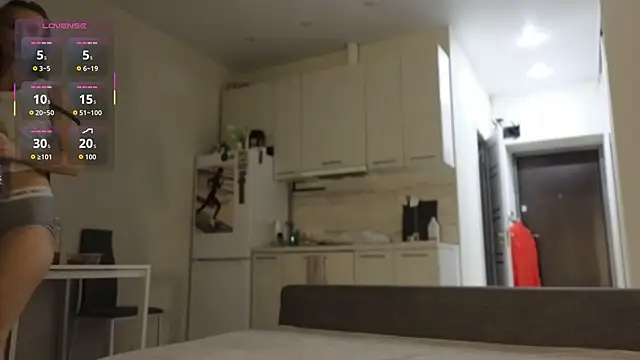 Snapshot of lluna_drug chatting on 20, 9, 2025 lluna drug online show from 20, 9, 2025