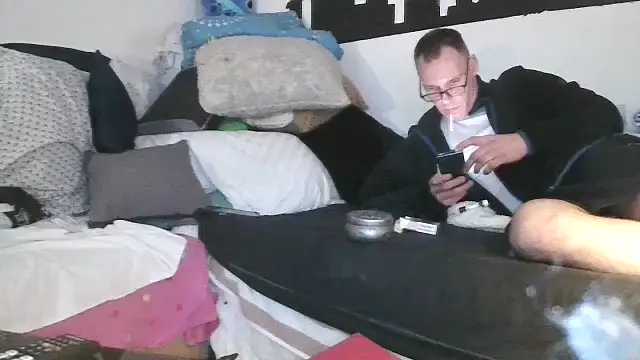 0815lukas2024 online show from 21, 12, 2025