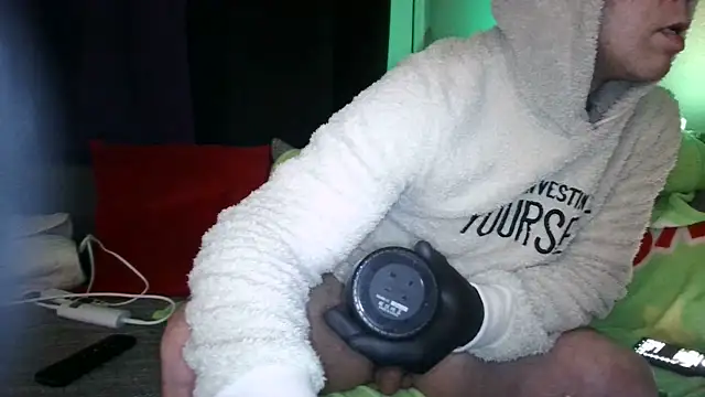 0815lukas2024 online show from 13, 1, 2026