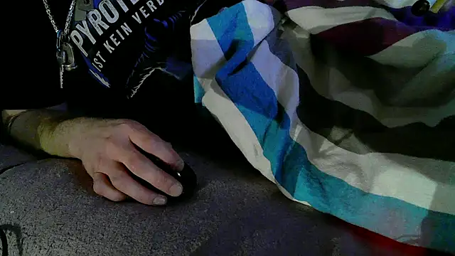 Snapshot of 0815lukas2024 chatting on 1, 11, 2025 0815lukas2024 online show from 1, 11, 2025