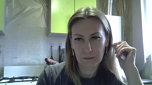 Snapshot of AshleyXHoney chatting on 29, 4, 2026 AshleyXHoney online show from 29, 4, 2026
