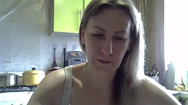 Snapshot of AshleyXHoney chatting on 3, 6, 2026 AshleyXHoney online show from 3, 6, 2026