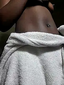 julietunderwoood online show from 26, 2, 2026