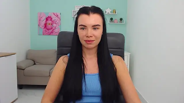 MadisonGomes online show from 28, 1, 2025