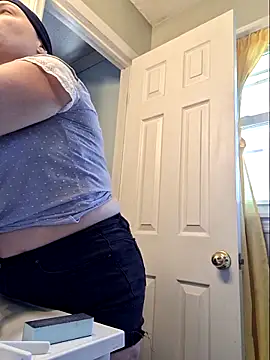 MilfyMrsRobinson online show from 29, 5, 2026