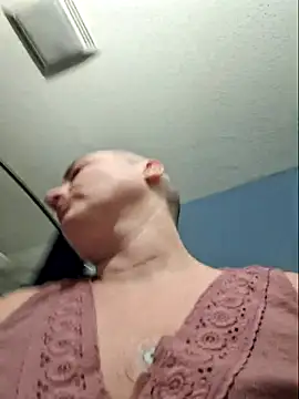 MilfyMrsRobinson online show from 1, 5, 2026