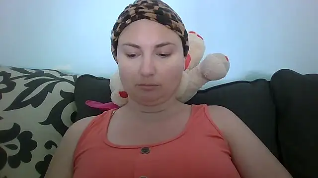 MilfyMrsRobinson online show from 5, 6, 2026