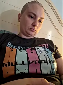 MilfyMrsRobinson online show from 3, 5, 2026