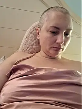 MilfyMrsRobinson online show from 3, 5, 2026