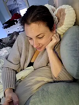 MilfyMrsRobinson online show from 4, 3, 2025