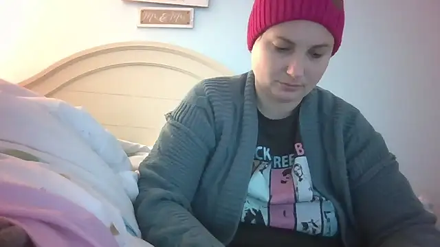 MilfyMrsRobinson online show from 9, 2, 2026