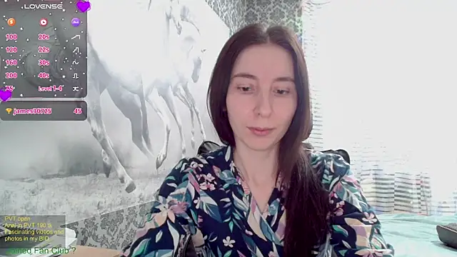 Snapshot of Wowpornoo chatting on 15, 2, 2025 Wowpornoo online show from 15, 2, 2025