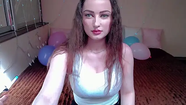 LizaSenri online show from 19, 4, 2026