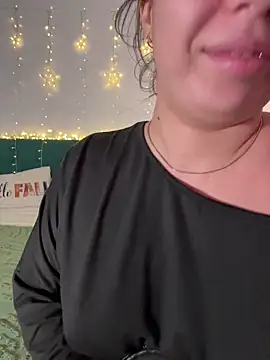 KimArts online show from 6, 11, 2025