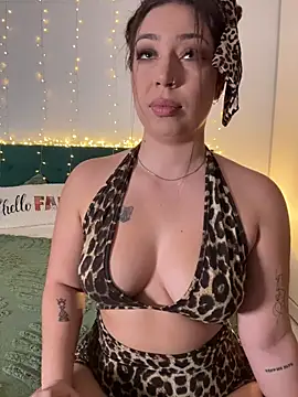 KimArts online show from 3, 11, 2025