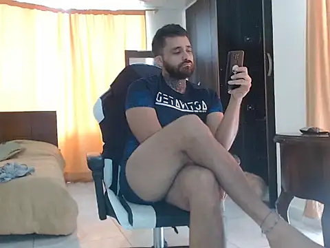 aronmiller404 online show from 18, 3, 2025