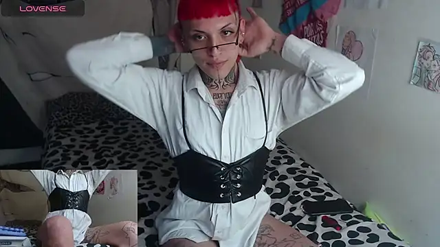 charlotbelucci  online show from 15, 7, 2026