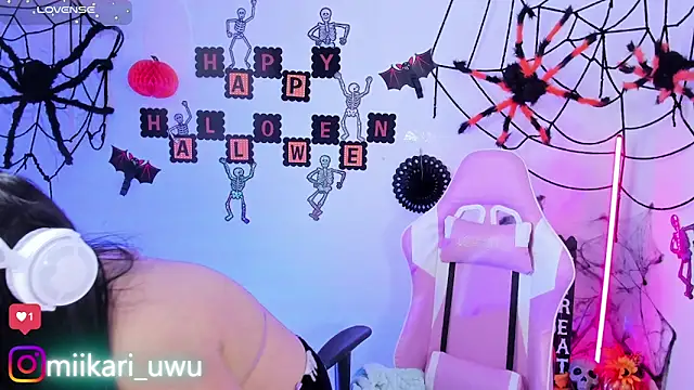 Ahri Elderwood online show from 26, 10, 2025