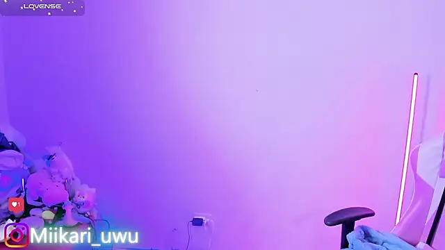 Ahri Elderwood online show from 22, 12, 2025