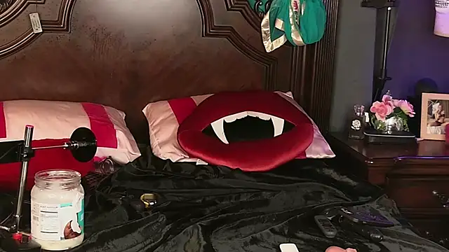 Snapshot of MeghanMarley chatting on 18, 10, 2025 MeghanMarley online show from 18, 10, 2025