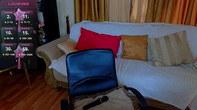 Snapshot of JessicaCartier chatting on 15, 10, 2025 JessicaCartier online show from 15, 10, 2025