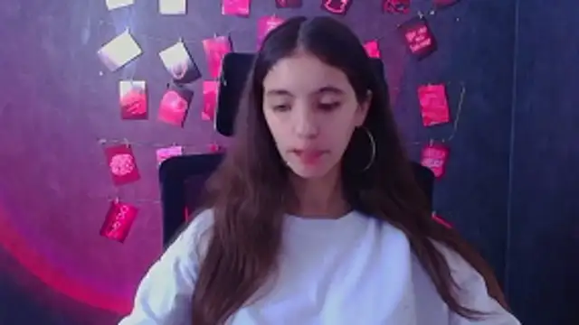 Snapshot of Aishell_ chatting on 21, 11, 2025 Aishell online show from 21, 11, 2025