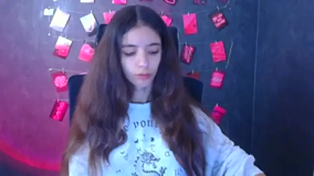 Snapshot of Aishell_ chatting on 25, 11, 2025 Aishell online show from 25, 11, 2025