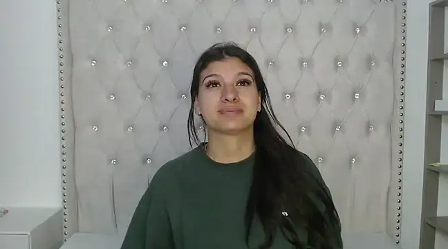 Abril Squirt online show from 9, 3, 2025