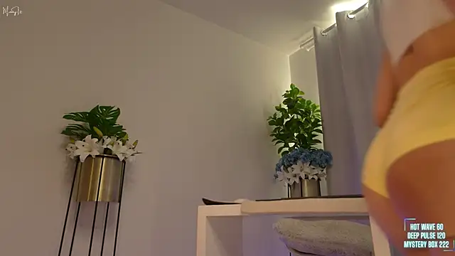 mimmyfit1 online show from 2, 4, 2026