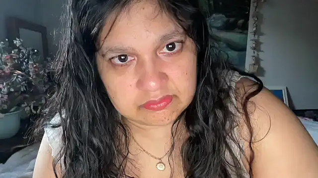 MelanieFawker online show from 9, 10, 2025