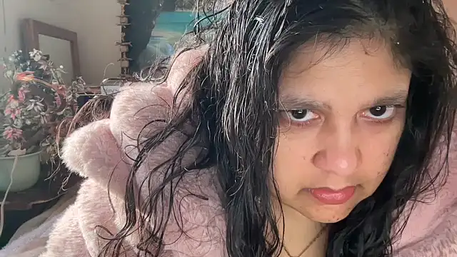 MelanieFawker online show from 4, 10, 2025