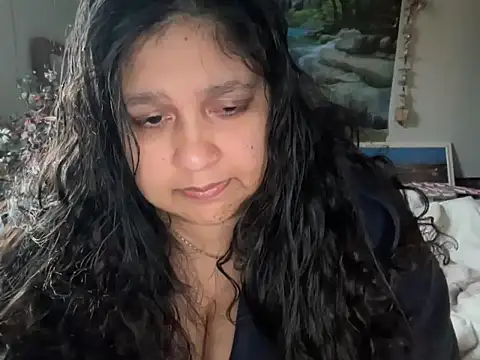 MelanieFawker online show from 16, 10, 2025