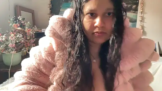 MelanieFawker online show from 5, 10, 2025