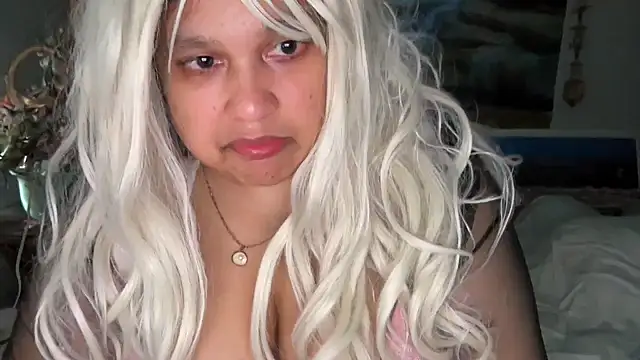 MelanieFawker online show from 15, 9, 2025