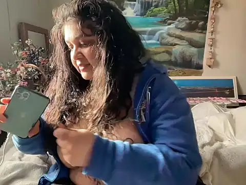 MelanieFawker online show from 2, 11, 2025