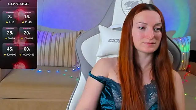 Snapshot of FlamyGold chatting on 27, 10, 2025 FlamyGold online show from 27, 10, 2025