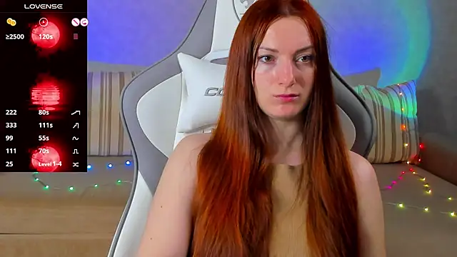 Snapshot of FlamyGold chatting on 6, 11, 2025 FlamyGold online show from 6, 11, 2025